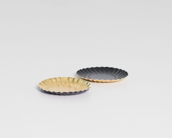 Assiette à pâtisserie or et noir