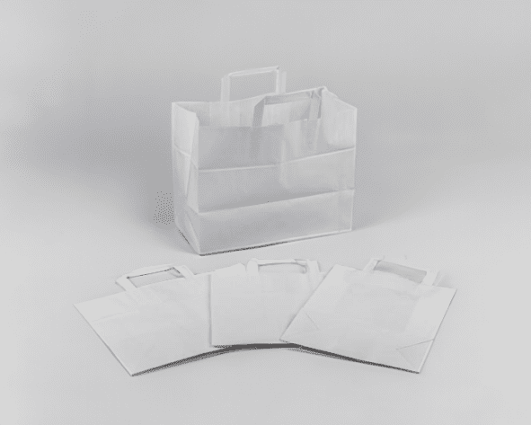 Sacs en papier blanc et sacs à goûter